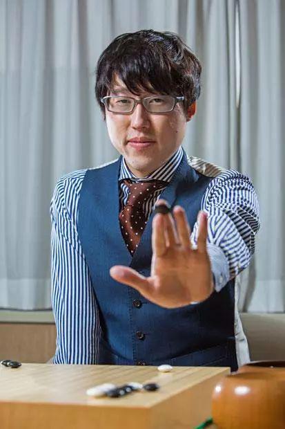 井山裕太