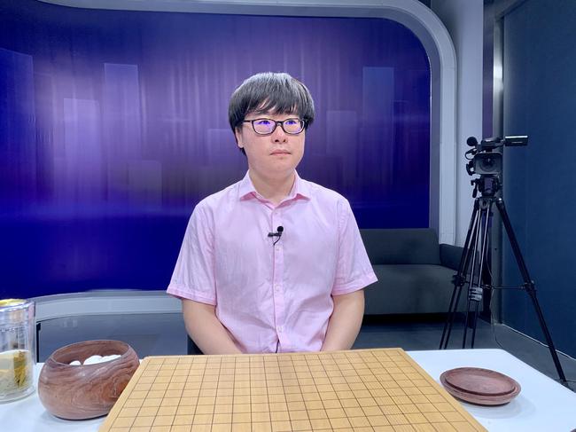 龙星战冠军江维杰