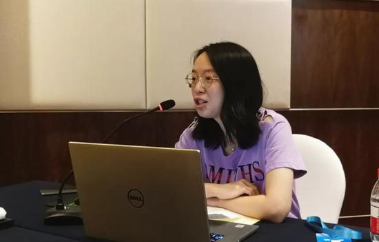 世团赛冠军，女子特级大师丁亦昕