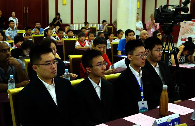 四位参赛的中国棋手