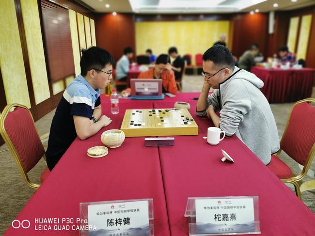 柁嘉熹快棋战陈梓健
